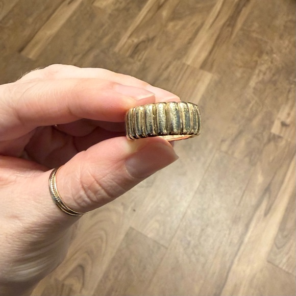 CHARLOTTE BOLD RING - Picture 7 of 13